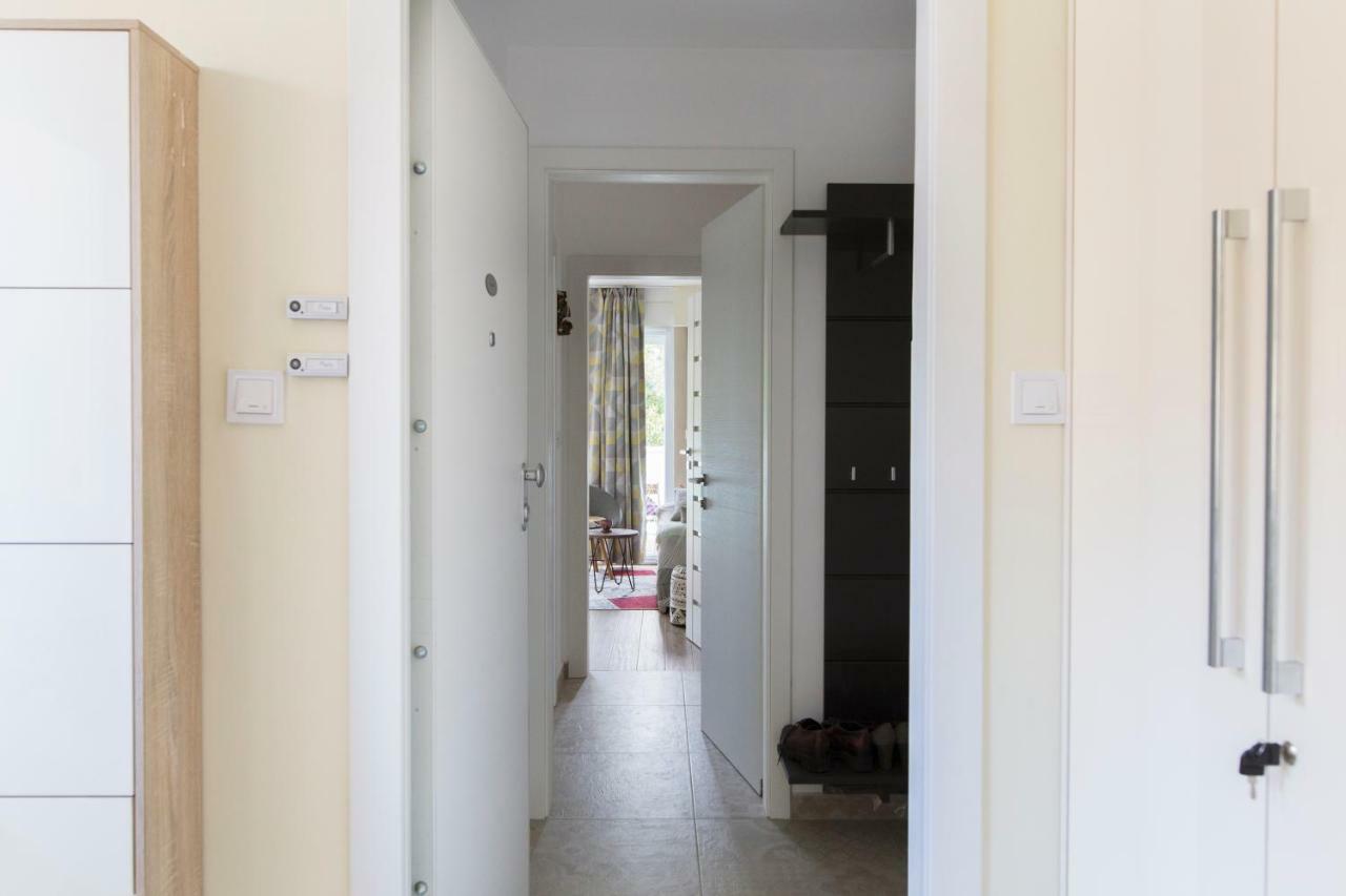 New Modern Apartment Near A Beach In Center Split Eksteriør bilde